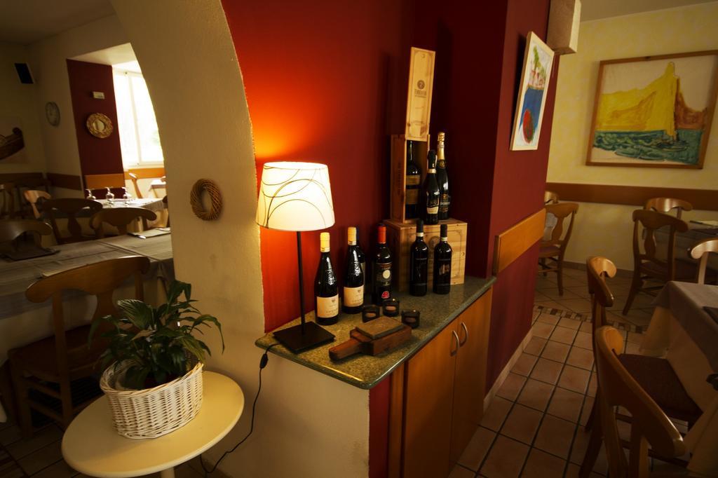Albergo Lario 게라 라리오 외부 사진